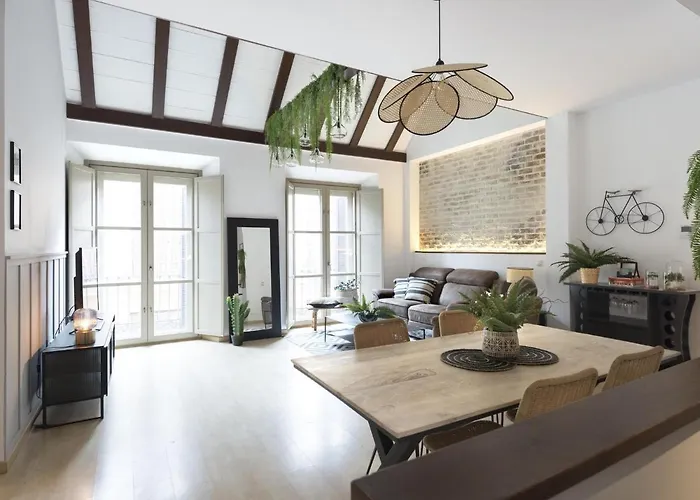 Old Center Penthouse By Planners Apartment